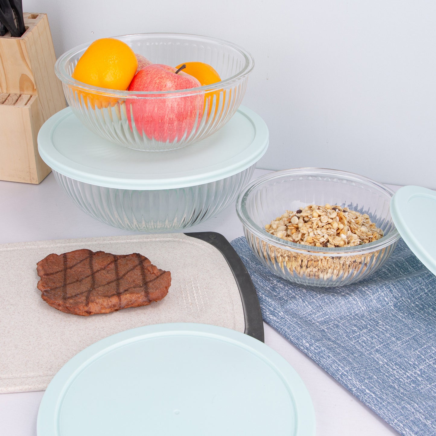 Glass Mixing Bowls with Lids Set of 3(3.7QT, 2.1QT, 1.1QT),Large Kitchen Salad Bowls, Space-Saving Nesting Bowls, Clear Glass Serving Bowls for Cooking,Baking,Prepping,Dishwasher Safe